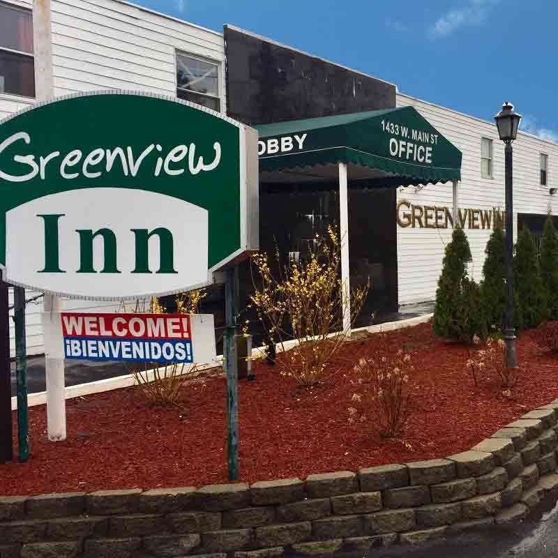 Greenview Inn Riverhead Exterior photo